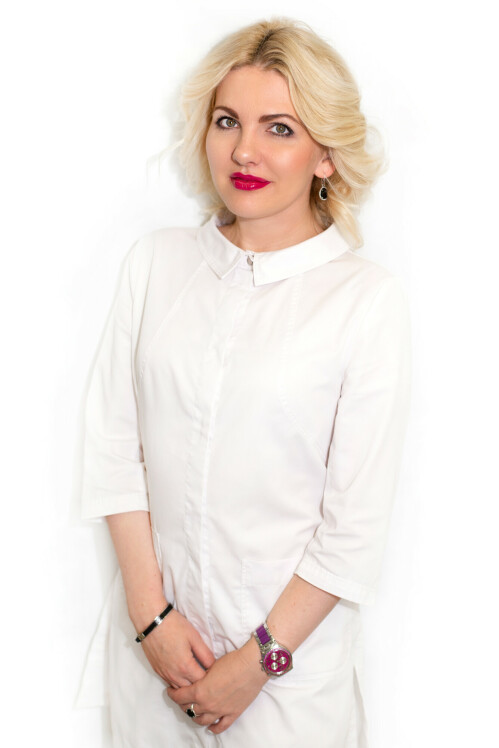 Врач Циколия Элина Михайловна 