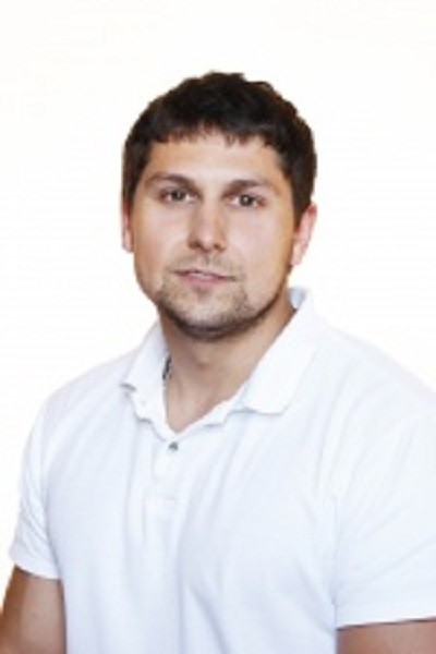 Врач Кабальнов Денис Алексеевич