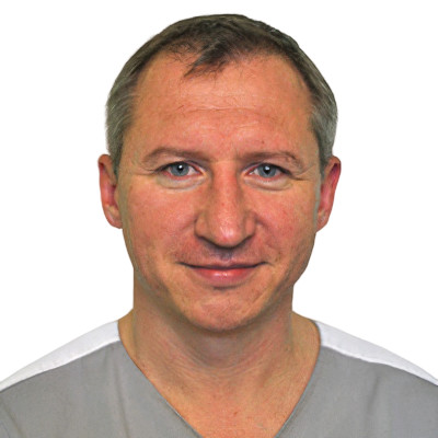 Врач Юнкер Олег Александрович 