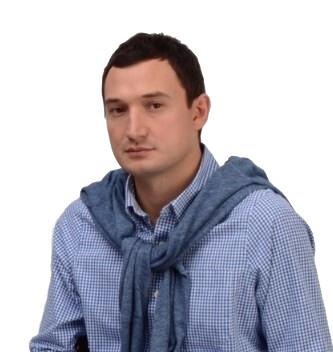 Врач Валеев Адель Ильдусович 