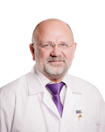 Врач Мак Владимир Федорович