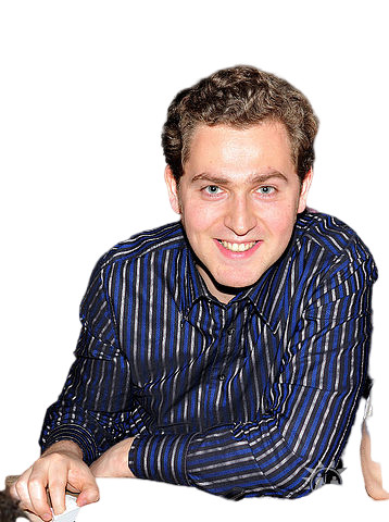 Врач Зелтынь Артур Евгеньевич 