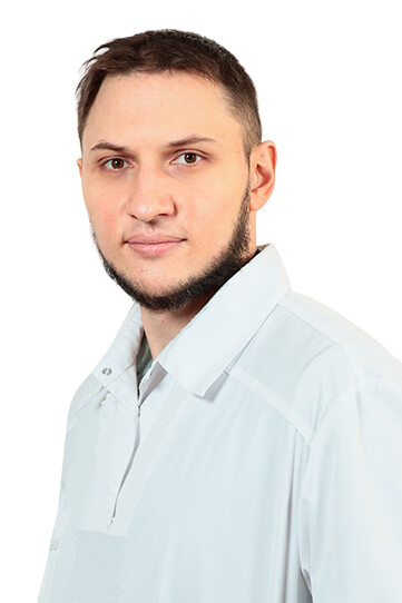 Врач Головенко Николай Олегович 