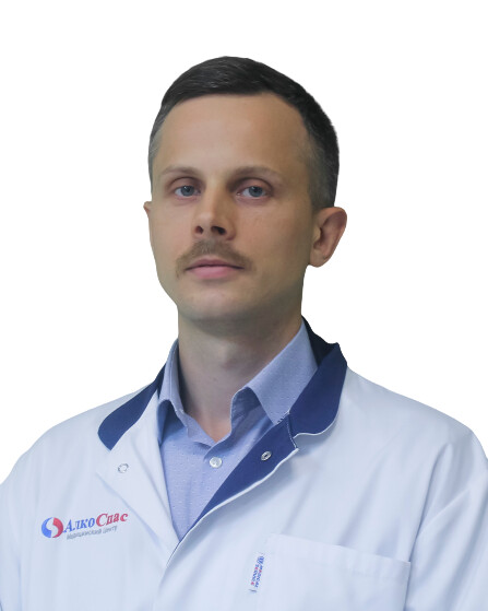 Врач Нечаев Марк Олегович 