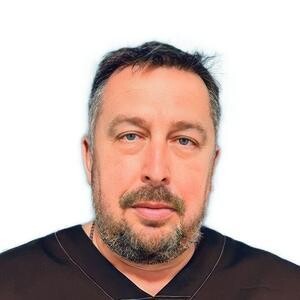 Врач Ерофеев Роман Викторович 