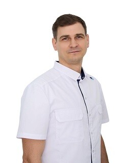 Врач Глумаков Артур Ярославович 