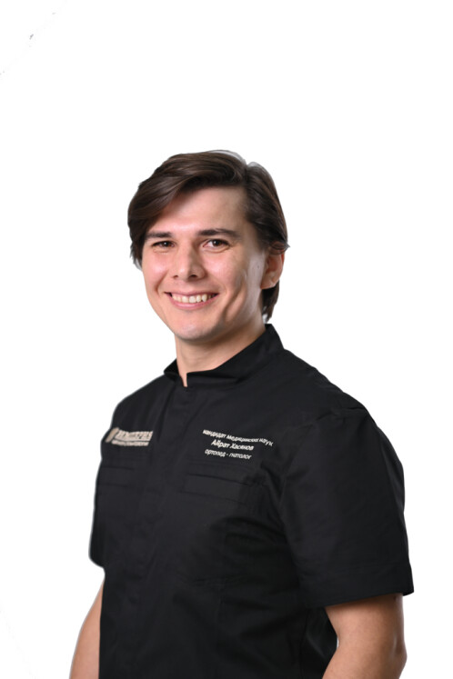 Врач Хасянов Айрат Шамилевич 