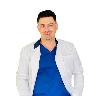 Врач Гадзиян Марк Владимирович 