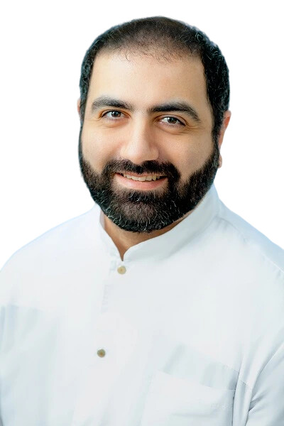 Врач Григорян Арамаис Григорьевич 