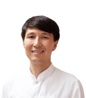 Врач Айдаев Алексей Григорьевич 