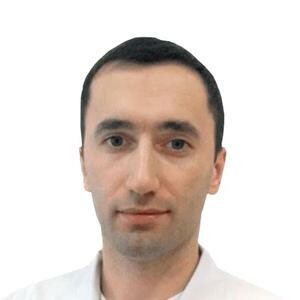Врач Рамазанов Артур Александрович 