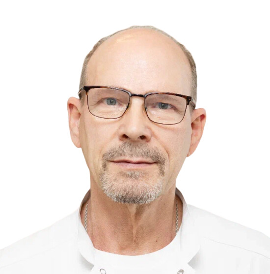 Врач Овсянников Юрий Алексеевич 