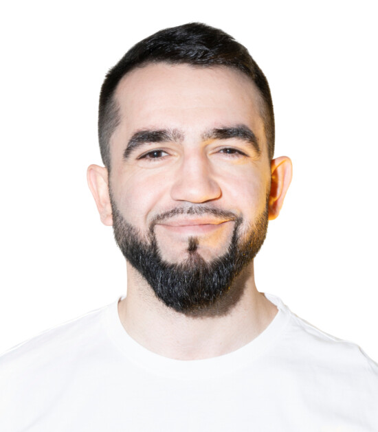 Врач Долгаев Камалдин Джамалдинович 