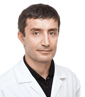 Врач Рабаданов Гусейн Рабаданович 