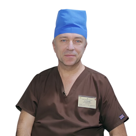 Врач Антонов Олег Владиславович 