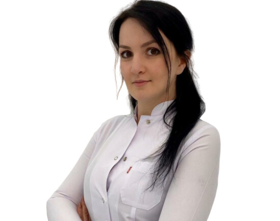 Врач Аюпова Элина Энверовна