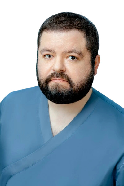 Врач Шарипов Денис Шавкатович 