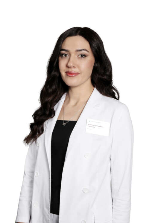 Врач Хоконова Марина Султановна 