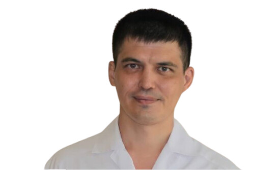 Врач Янгиров Искандер Вазирович 