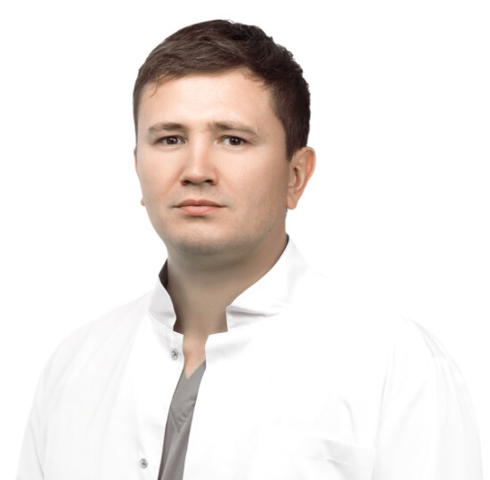 Врач Бахметов Тимур Растямович