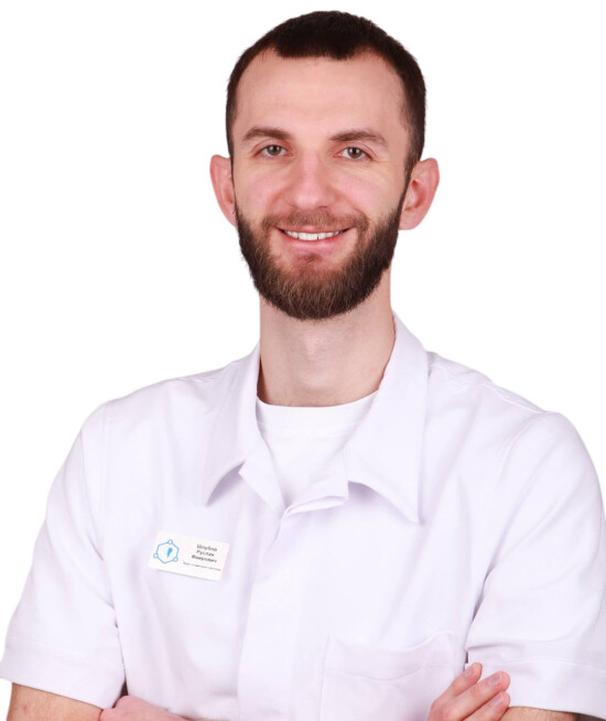 Врач Шоубов Руслан Фаирович 