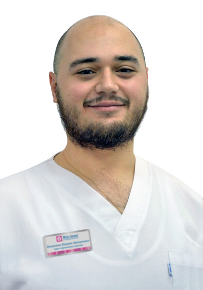 Врач Ваграмян Ваграм Манукович 