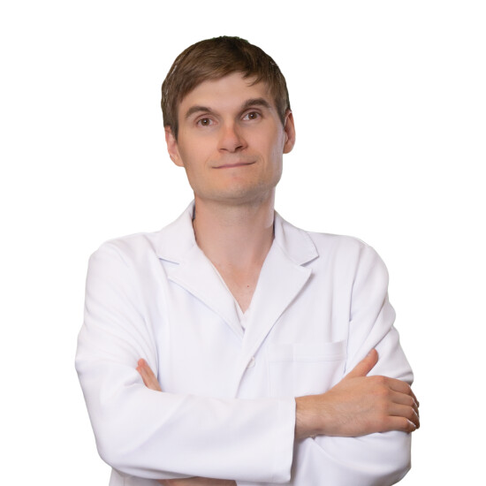 Врач Исаков Максим Николаевич