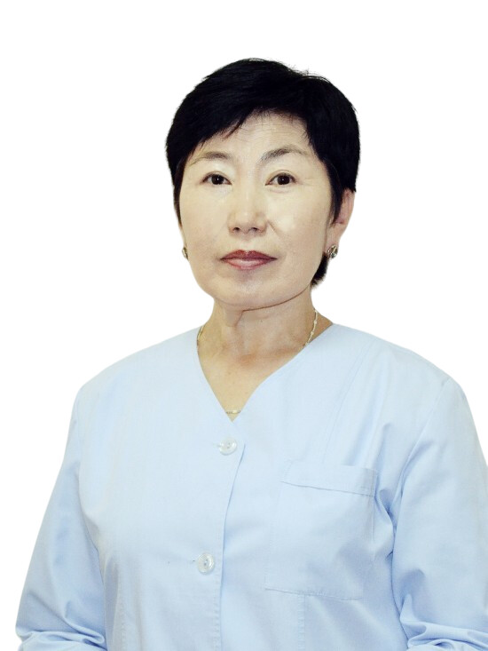 Врач Донгиндоо Навчаа 