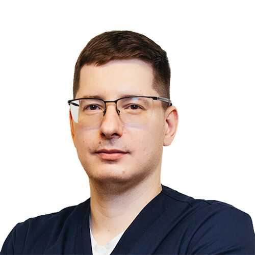 Врач Алафердов Максим Владимирович 