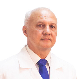 Врач Малышев Леонид Витальевич