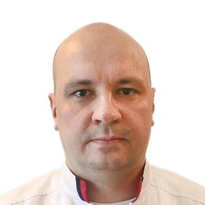 Врач Сюбаев Роман Борисович 