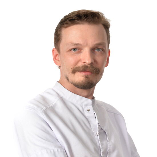 Врач Васекин Артём Александрович 