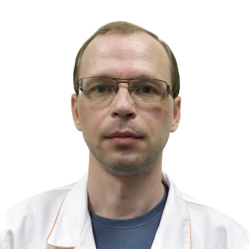 Врач Усанов Евгений Александрович 