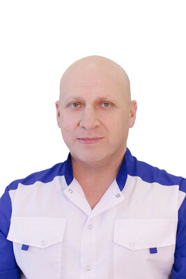 Врач Аль Дандан Дмитрий Михайлович 