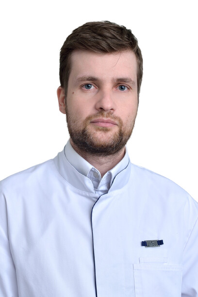 Врач Манукян Максим Викторович 