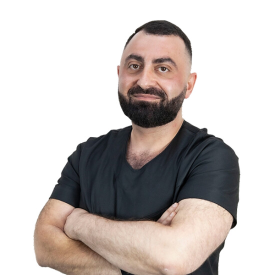 Врач Ахинян Эдуард Каренович 