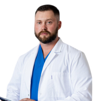 Врач Гусев Артур Анатольевич 