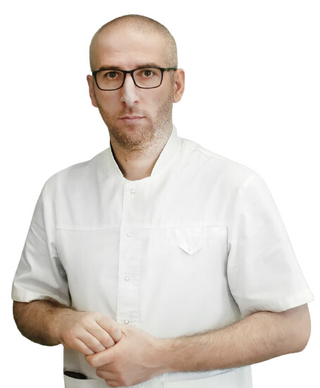 Врач Чахарян Михаил Григорьевич 