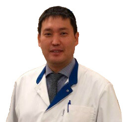 Врач Хонинов Бадма Валериевич 