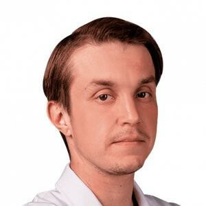 Врач Савчин Артем Олегович 