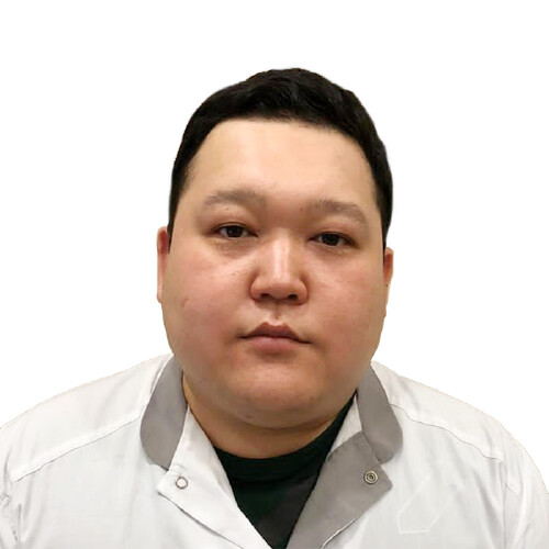 Врач Сангилев Байир Олегович 