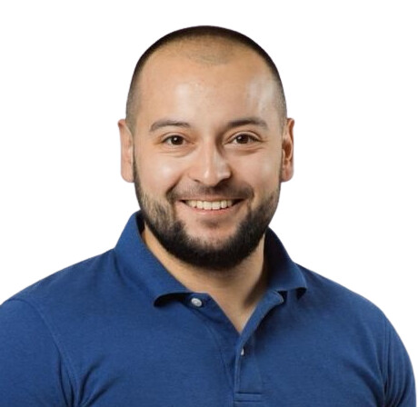 Врач Салахутдинов Максим Маисович