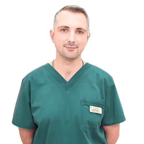 Врач Селиверстов Вадим Вадимович 