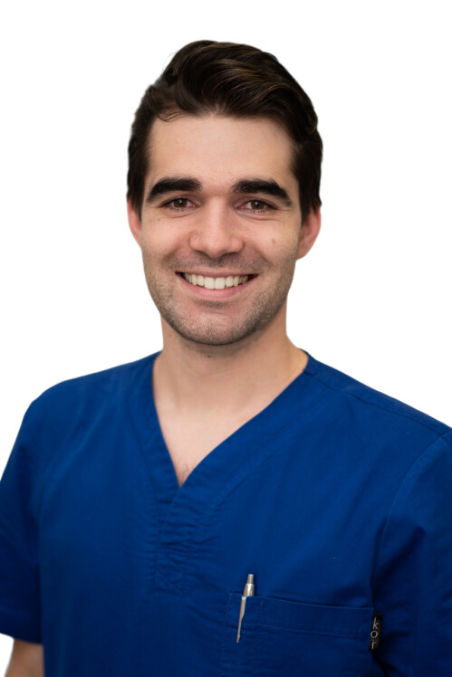 Врач Дякив Артем Дмитриевич 