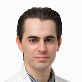 Врач Копелев Александр Александрович