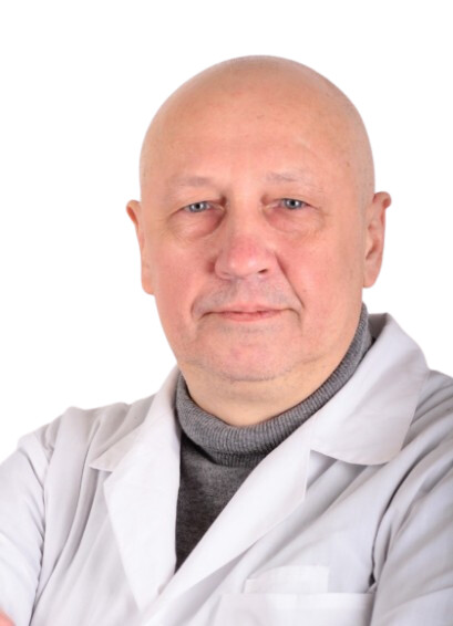 Врач Шерашов Виктор Семенович 