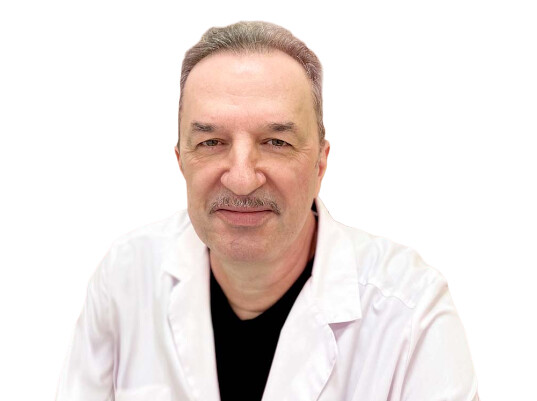 Врач Абаев Батраз Таймуразович 