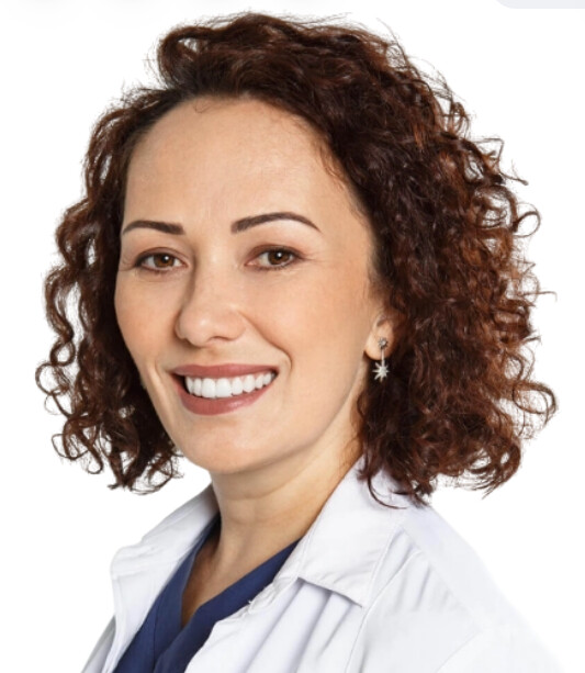 Врач Крымшамхалова Айшат Георгиевна 