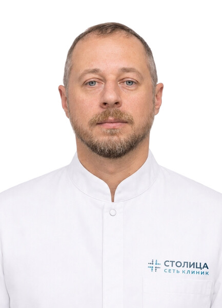 Врач Абрамов Евгений Александрович
