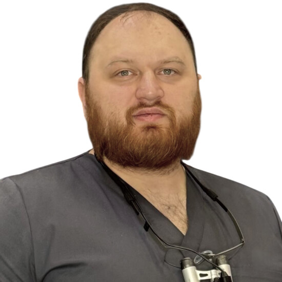 Врач Рахмалиев Максим Фарманович 